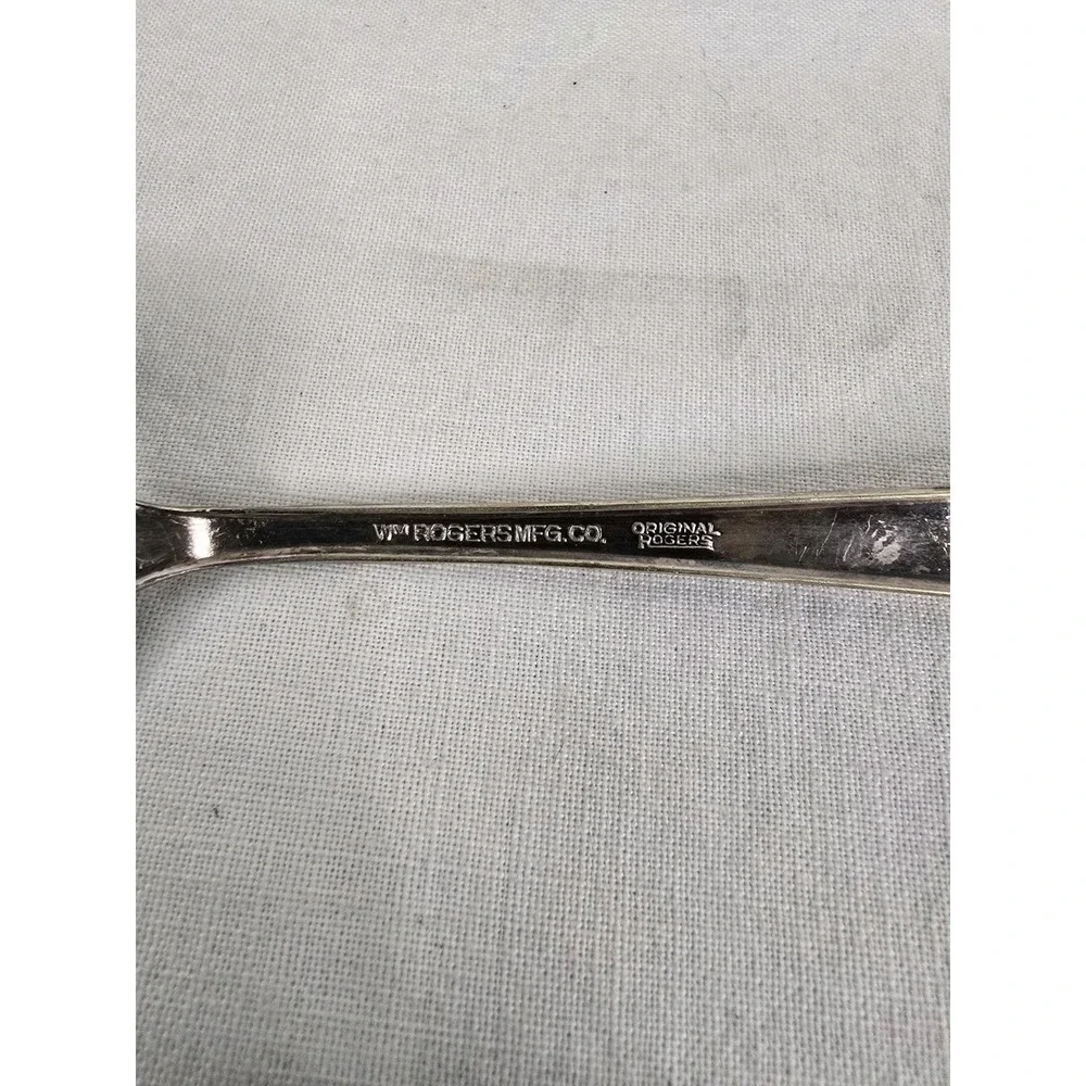 Wm Rogers Mfg Co Original Rogers Silverplate Pierced Tomato Server Floral Handle
